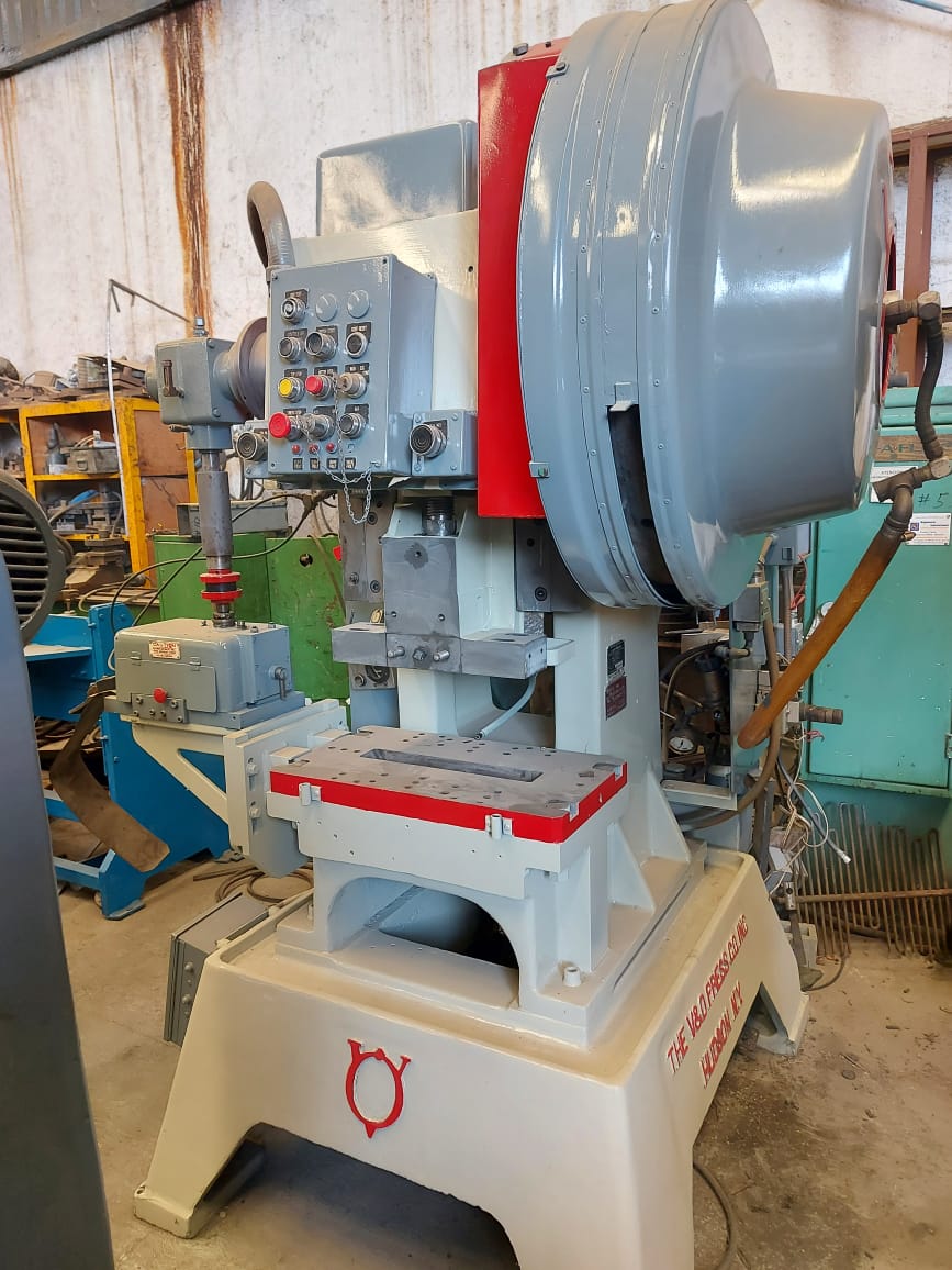 Troqueladora neumática V&O 25ton c/ alimentador(R