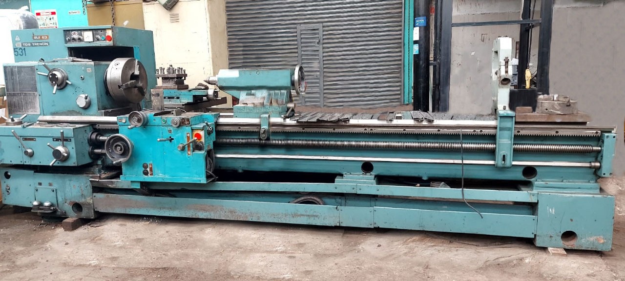 Torno paralelo TOS TRENCIN SUI 63, 24'' X 3 M