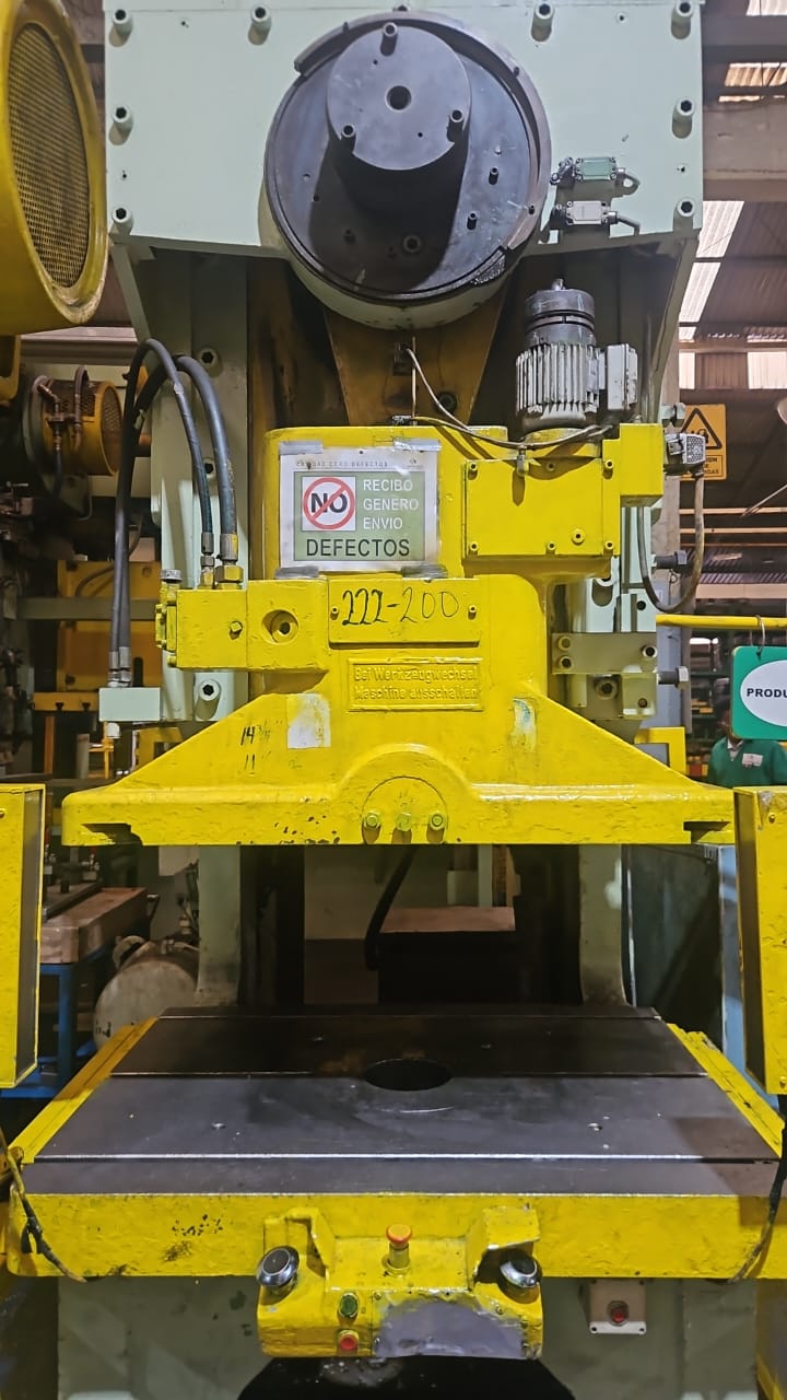 TROQUELADORA NEUMÁTICA WEINGARTEN 200 TON