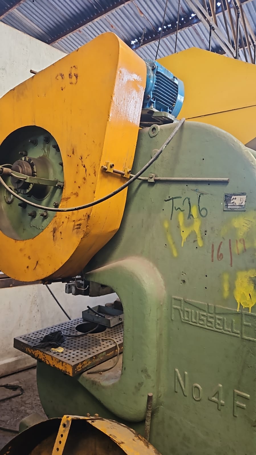 Troqueladora neumática ROUSSELLE 40 ton EFA 9141